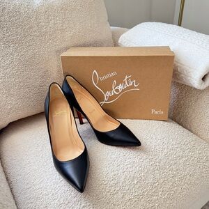 Christian Louboutin Apostrophy Leather Pointed Red-Sole Pumps 100mm